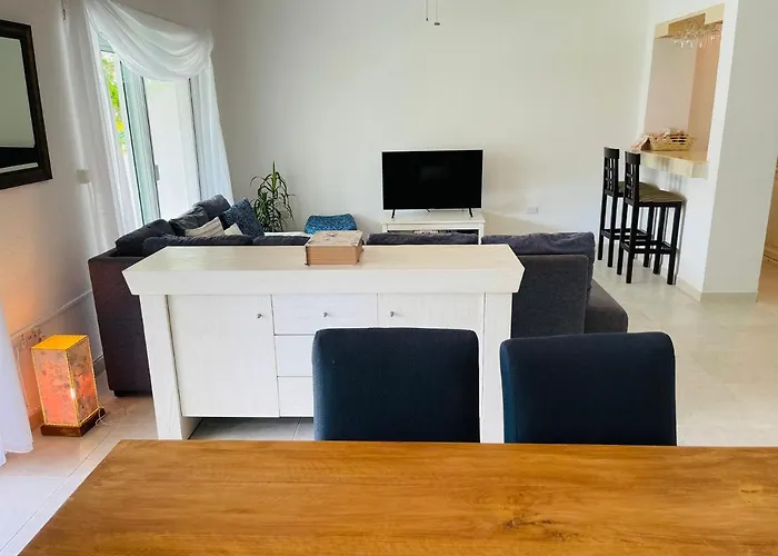 Bella 3br Wifi Bikes Access (adults Only) *